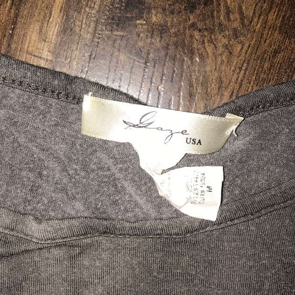 Distressed basic tee - Picture 2 of 2